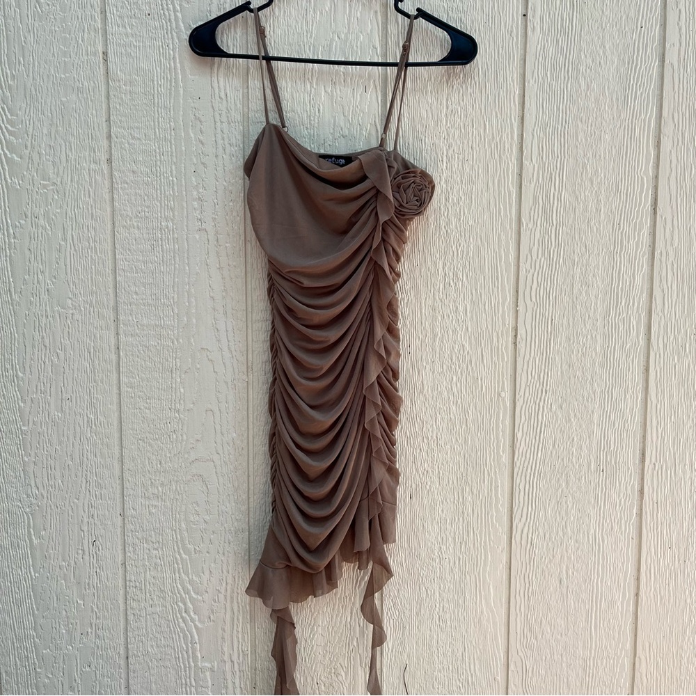 NWOT Refuge Brown Dress with Rosette Bodycon Women’s Small